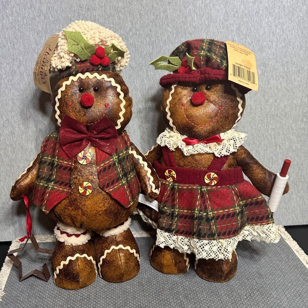 Primitive Cozy Holiday Decor Handworks Gingerbread Man Woman Christmas Plaid Set
